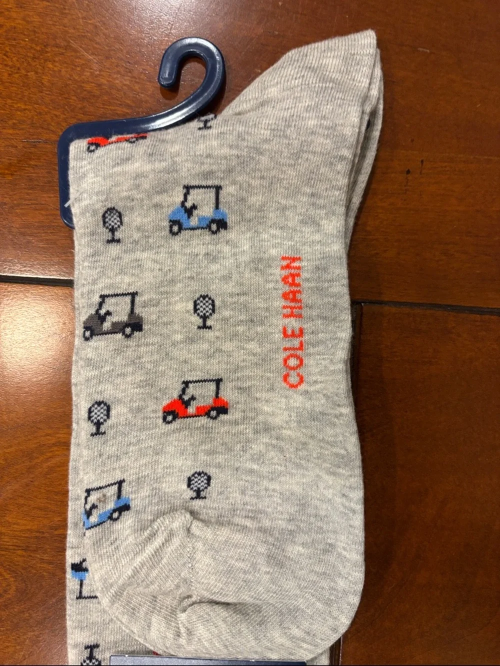 Cole Haan Light Gray Dress Crew Socks with Golf‎ Ball & Golf Cart Motif. NEW